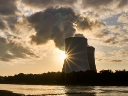 Analiza ISBiznes.pl: Westinghouse chce zbudować 10 reaktorów za 75 mld dolarów