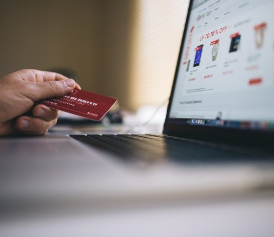 GameStop chce przejąć czterokrotnie większego eBaya