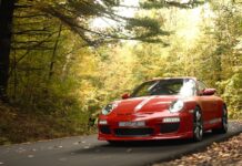 Porsche: Tylko 911 będzie miało silnik spalinowy