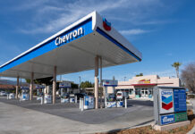 Chevron przejmuje Hessa