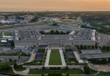 Analiza ISBiznes.pl: Pentagon kupuje metale ziem rzadkich i wydaje na pensje z budżetu R&D