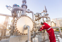 Shell inwestuje w LNG