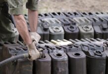 Administracja USA zniosła sankcje na irańską ropę naftową